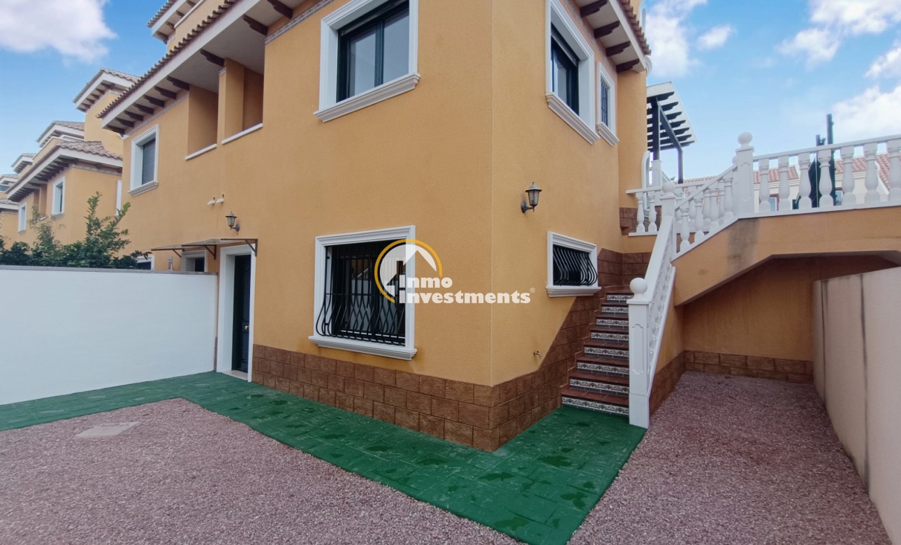 Resale - Semi detached villa - Ciudad Quesada - Doña Pepa