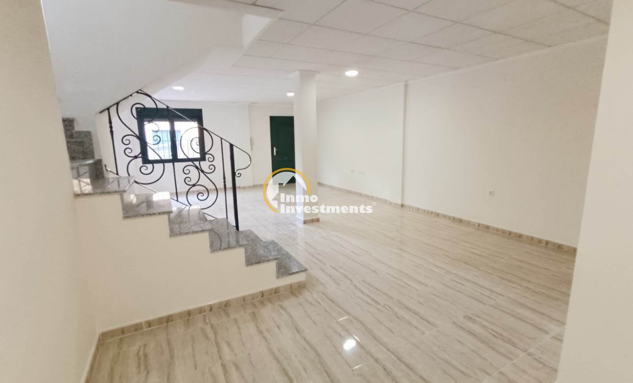 Resale - Semi detached villa - Ciudad Quesada - Doña Pepa