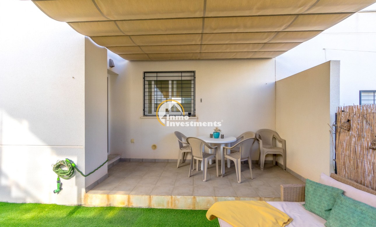 Reventa - Bungalow - Torrevieja - Aguas Nuevas