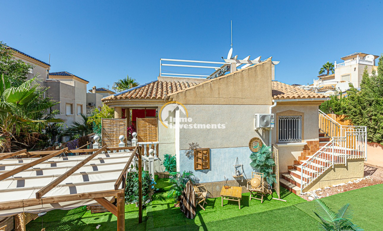 Gebrauchtimmobilien - Villa - Villamartin - Loma Golf