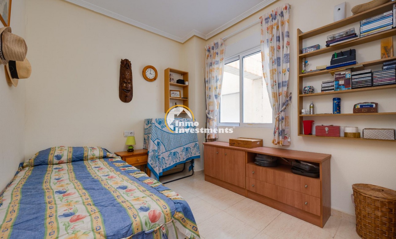 Resale - Apartment - Torrevieja - Playa de Los Locos-Curva del Palangre