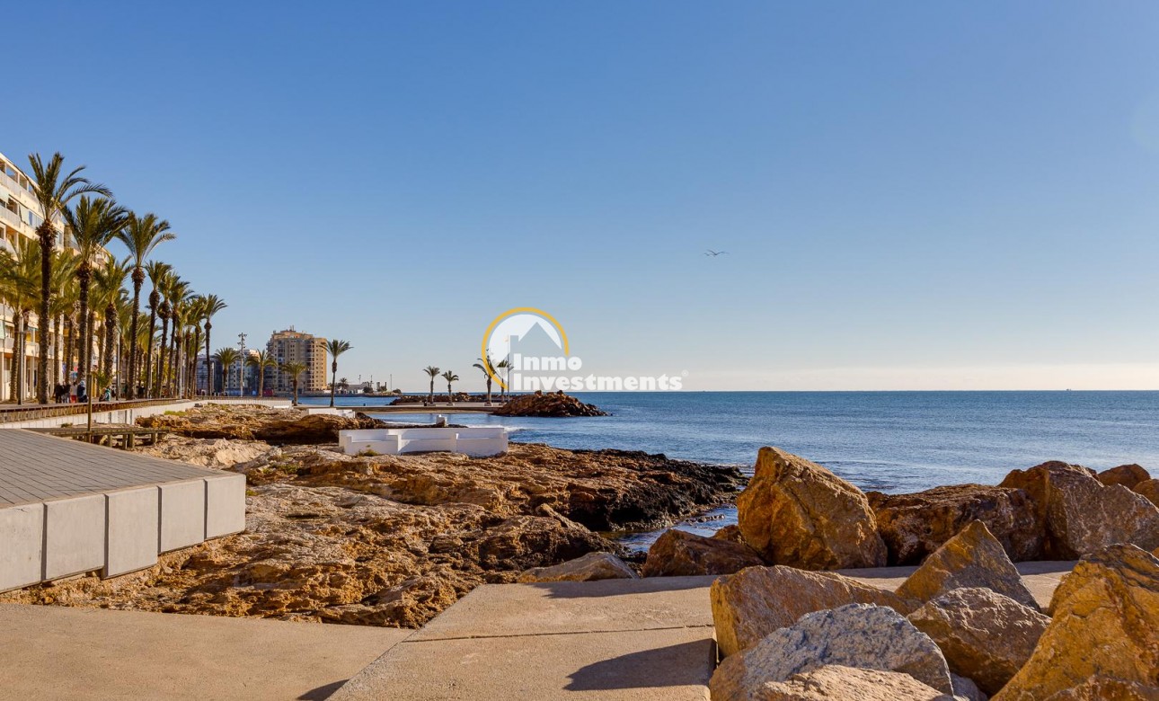 Till salu - Lägenhet - Torrevieja - Playa de Los Locos-Curva del Palangre