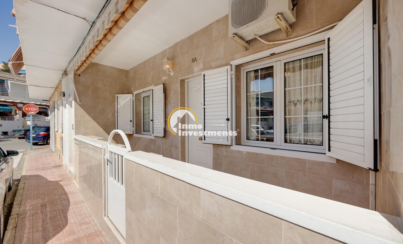 Bestaande bouw - Bungalow - Torrevieja - Playa de La Acequion