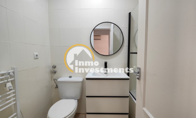 Gebrauchtimmobilien - Apartment - Torrevieja - Felsenküste