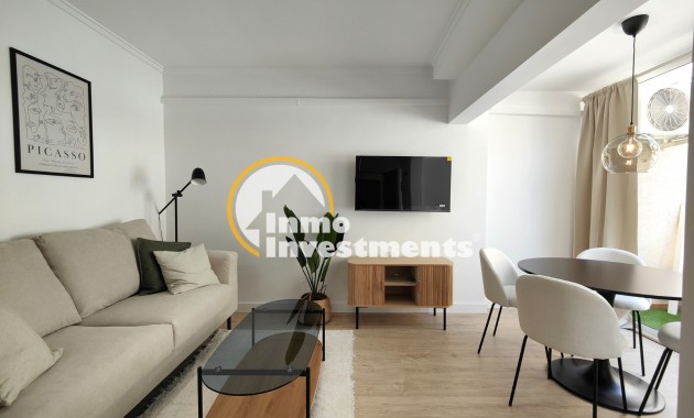 Gebrauchtimmobilien - Apartment - Torrevieja - Felsenküste