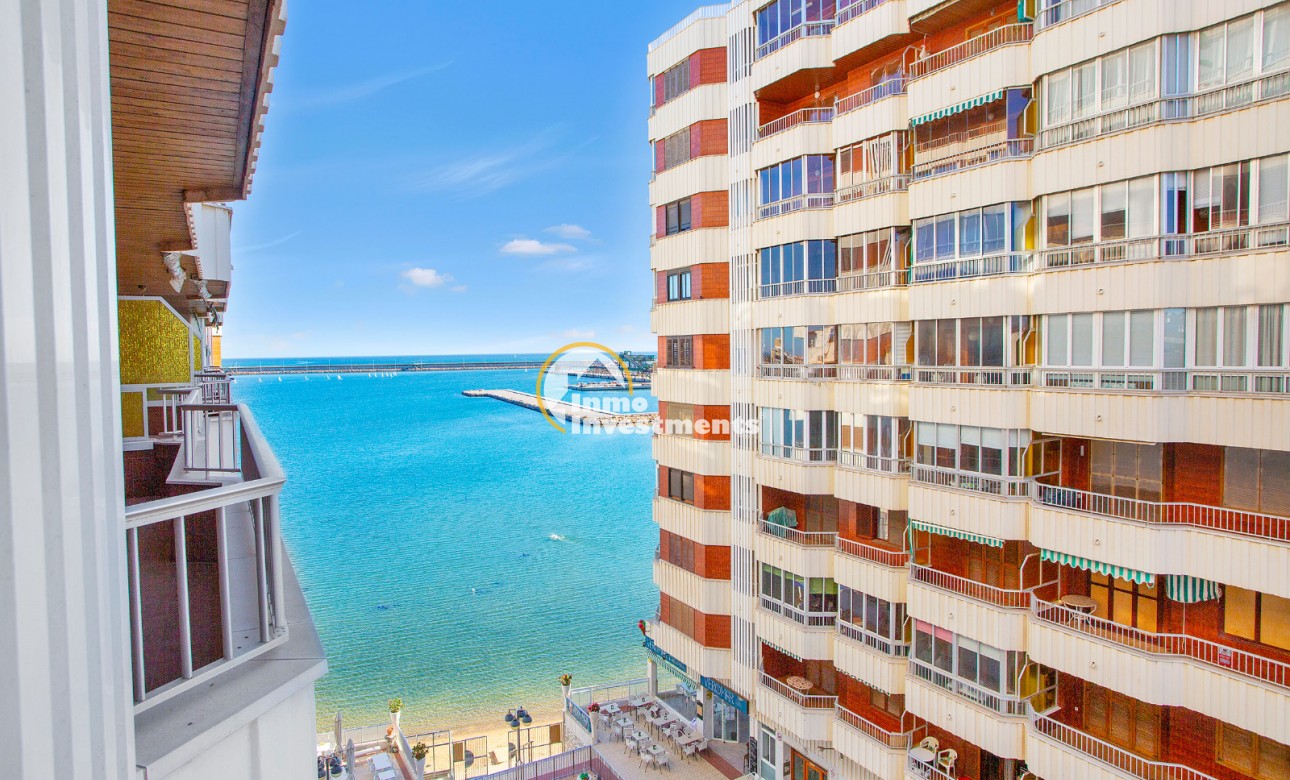 Resale - Apartment - Torrevieja - Acequion