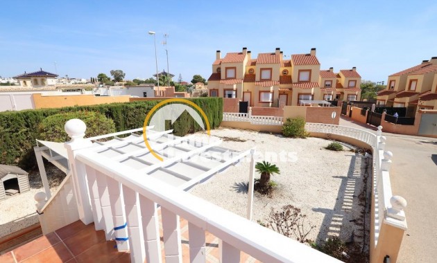 Till salu - Quad House - Lomas de Cabo Roig - Playa Golf