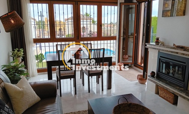 Resale - Villa - Algorfa - La Finca