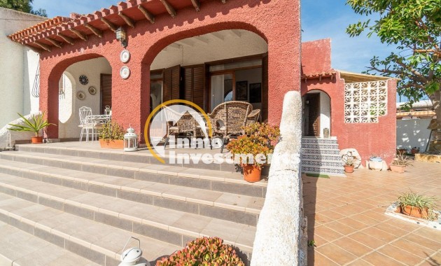 Reventa - Chalet independiente - Punta Prima