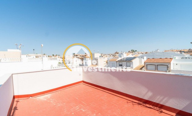 Resale - Semi detached villa - Torrevieja - Beach