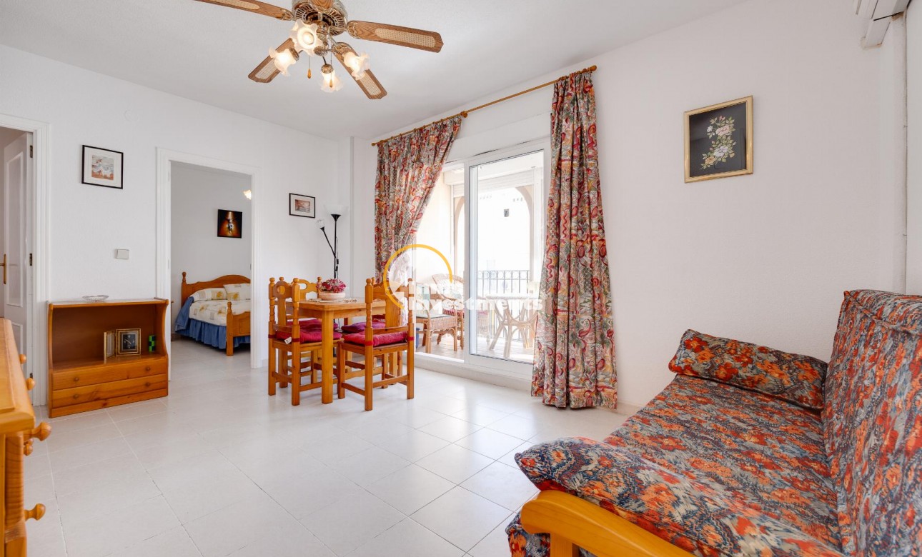 Resale - Bungalow - Torrevieja - Playa de los Naufragos