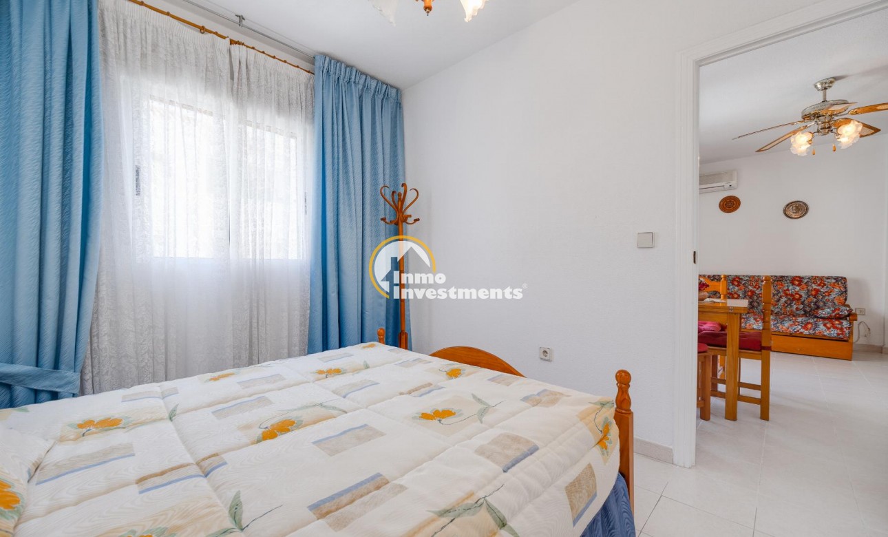 Resale - Bungalow - Torrevieja - Playa de los Naufragos