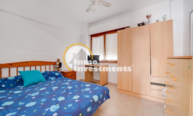 Resale - Apartment - Torrevieja - Playa de los Naufragos