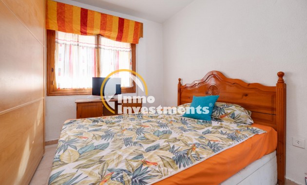 Resale - Apartment - Torrevieja - Playa de los Naufragos