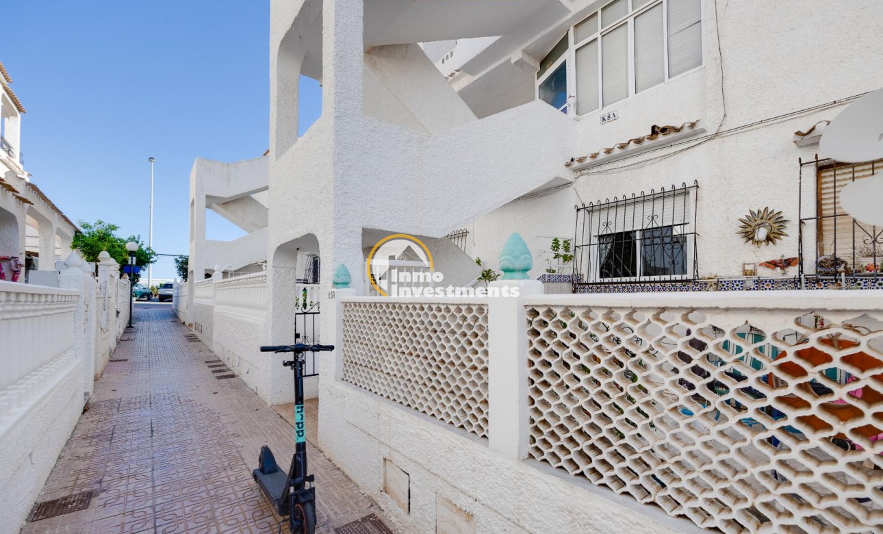 Resale - Apartment - Torrevieja - Playa de los Naufragos