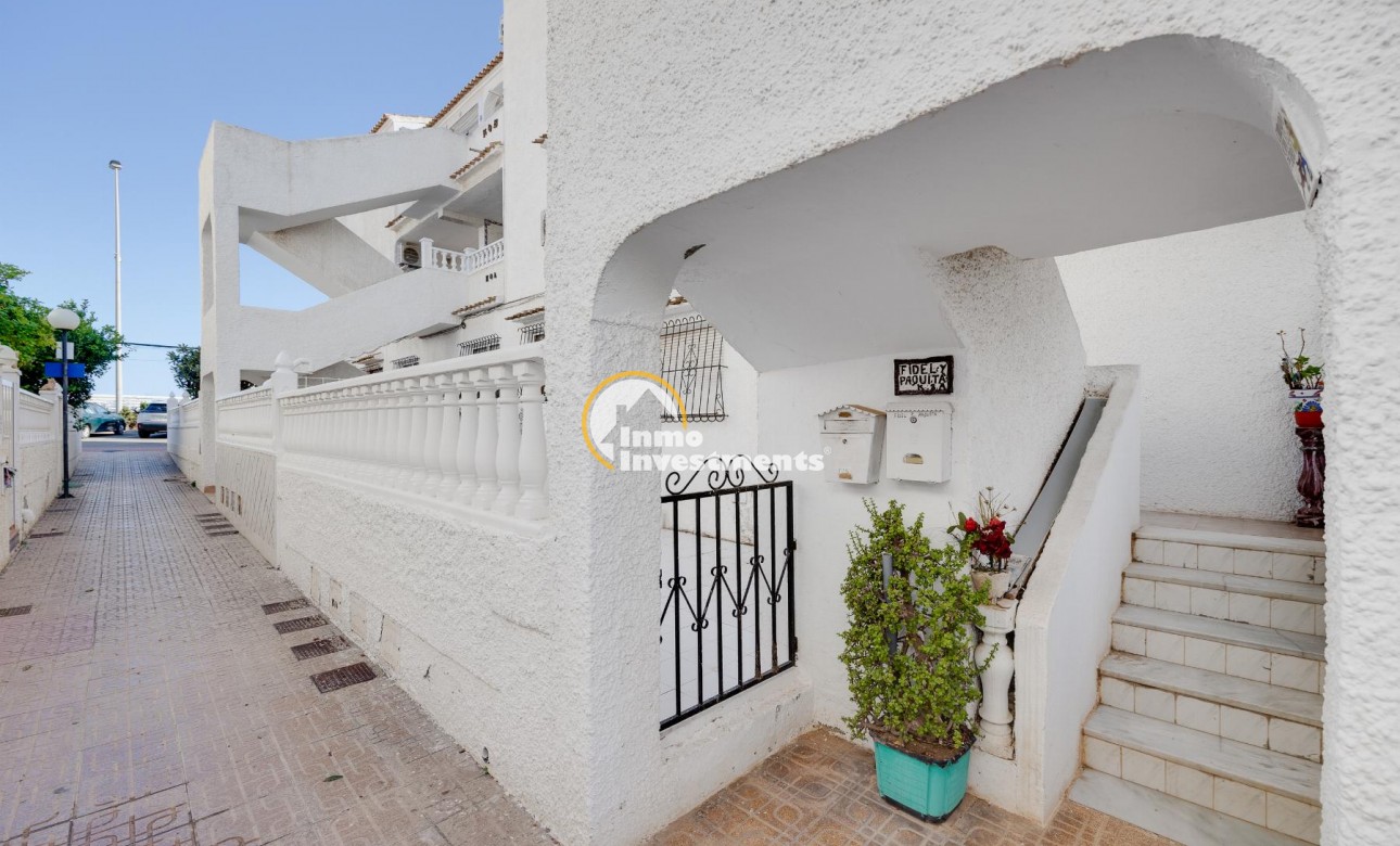 Resale - Apartment - Torrevieja - Playa de los Naufragos