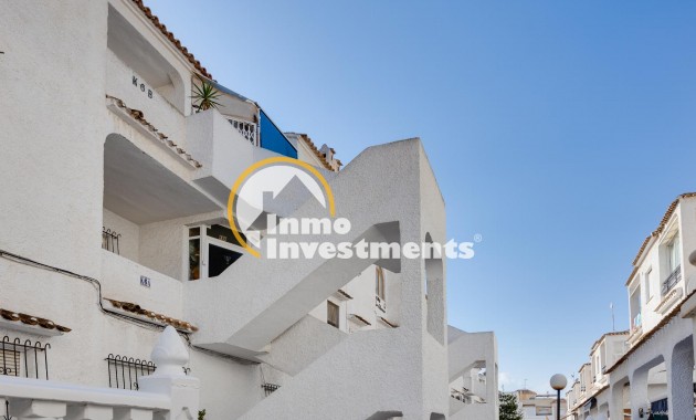 Resale - Apartment - Torrevieja - Playa de los Naufragos