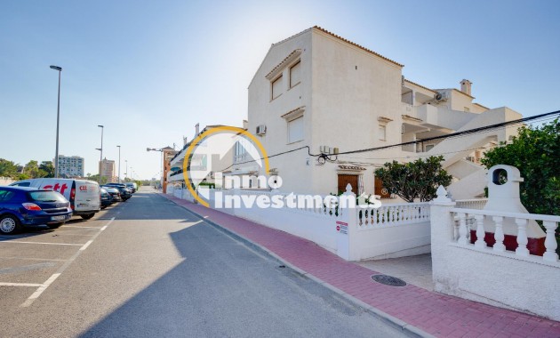 Resale - Apartment - Torrevieja - Playa de los Naufragos