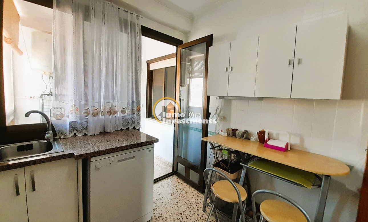 Resale - Apartment - Guardamar del Segura - CENTRO