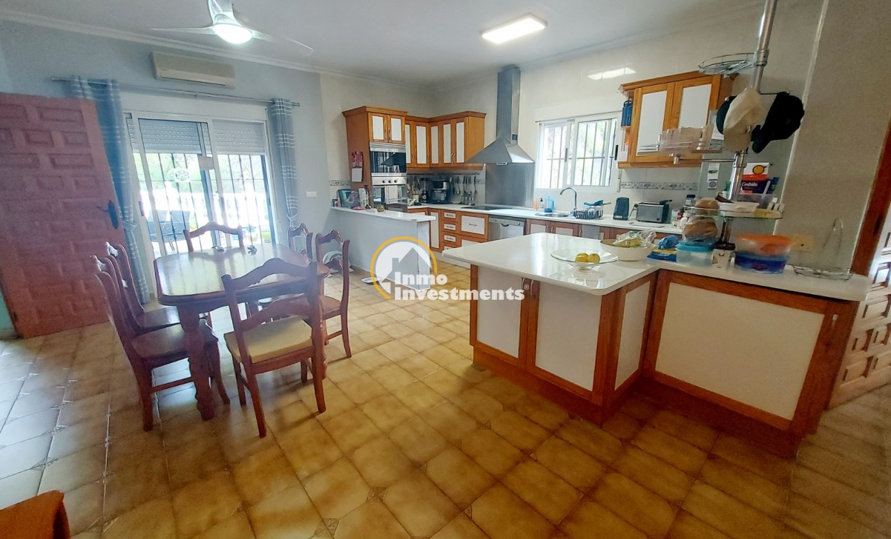 Resale - Villa - Algorfa - Montemar