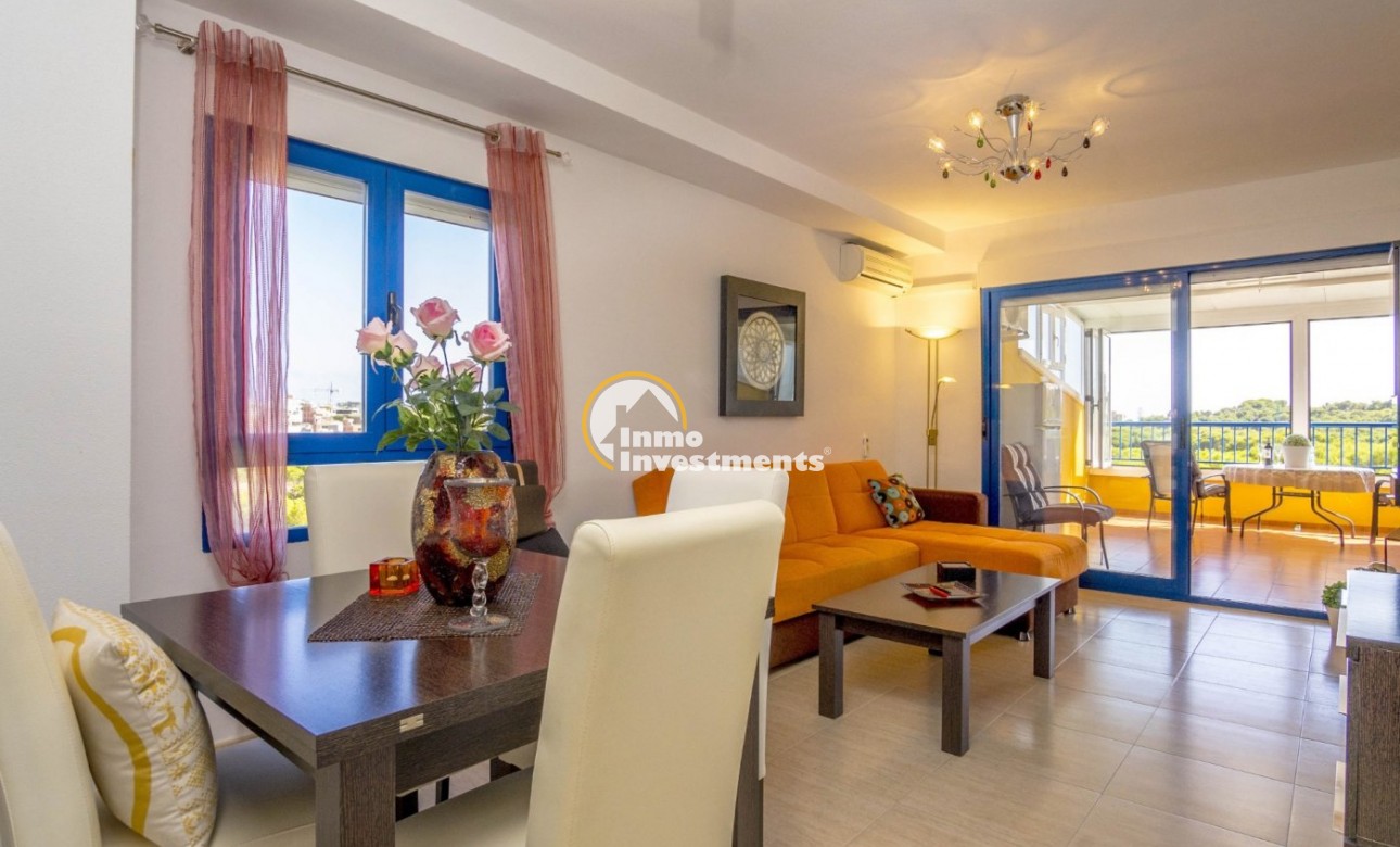 Resale - Apartment - Orihuela Costa - Altos de Campoamor