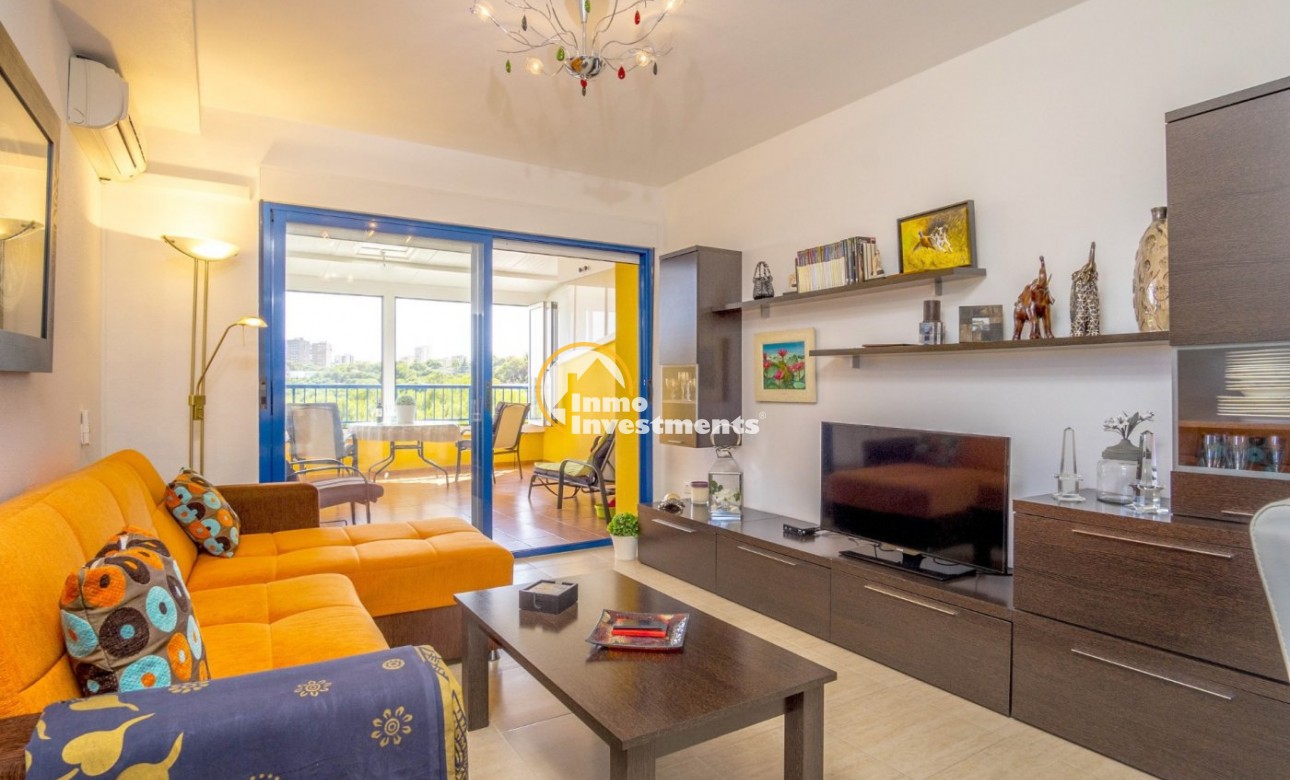 Resale - Apartment - Orihuela Costa - Altos de Campoamor