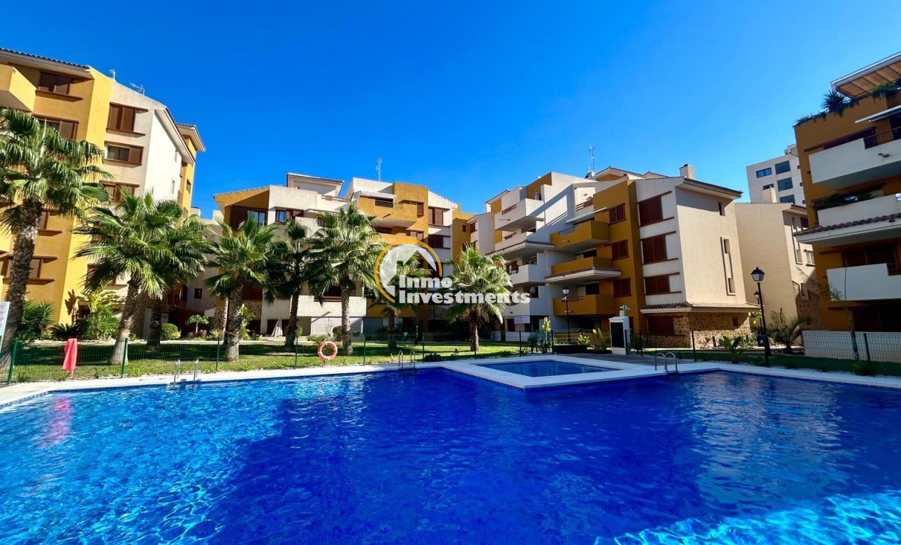 Resale - Apartment - Punta Prima - Beachside