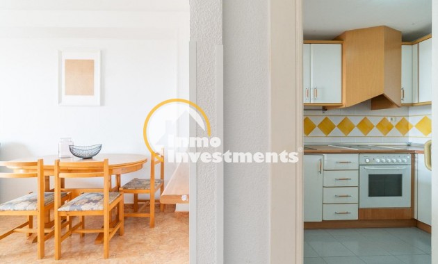 Resale - Apartment - Orihuela Costa - Campoamor