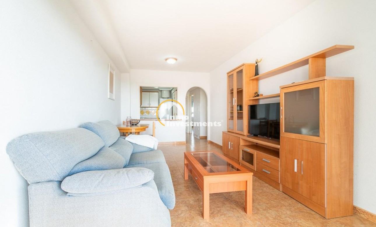 Resale - Apartment - Orihuela Costa - Campoamor