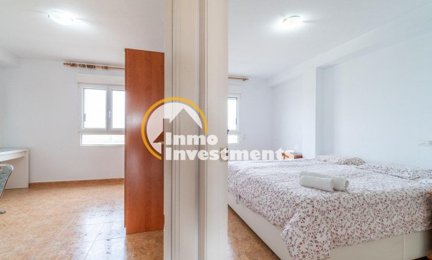 Reventa - Apartamento - Orihuela Costa - Campoamor