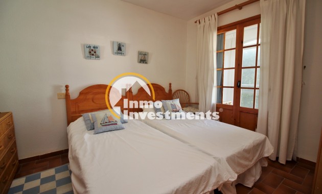 Resale - Town house - Villamartin