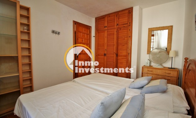 Resale - Town house - Villamartin