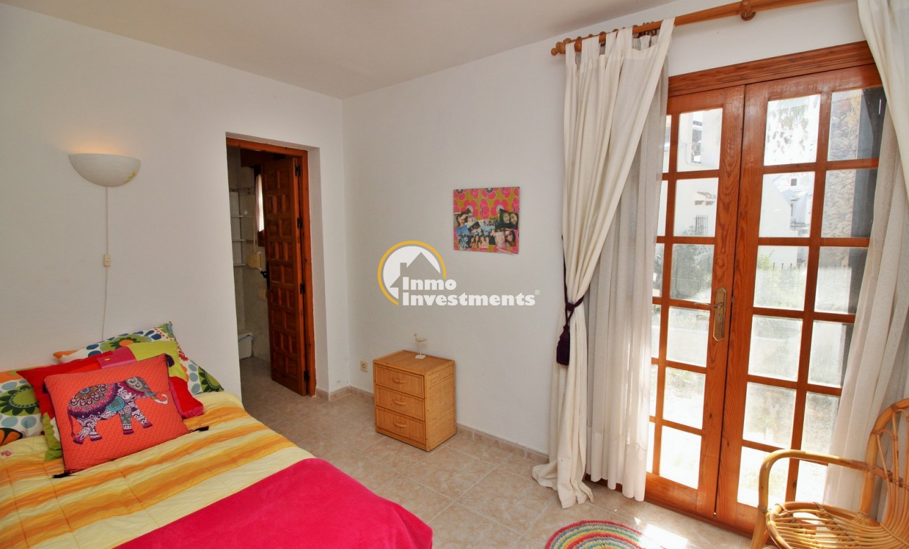 Resale - Town house - Villamartin