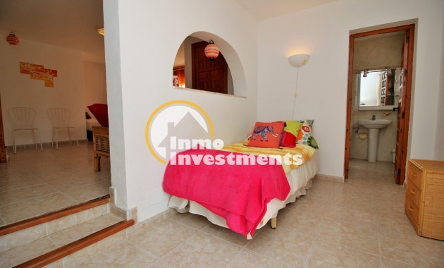 Resale - Town house - Villamartin