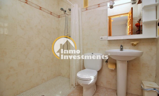 Resale - Town house - Villamartin