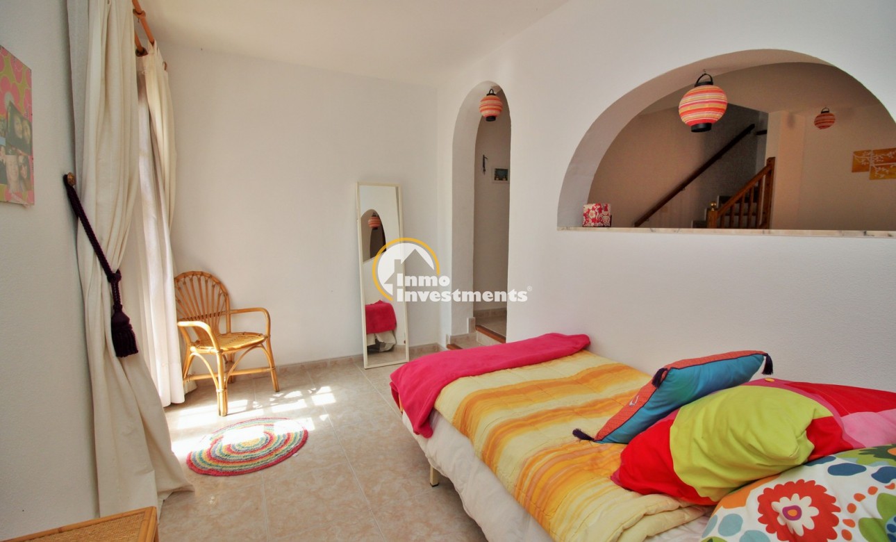 Resale - Town house - Villamartin