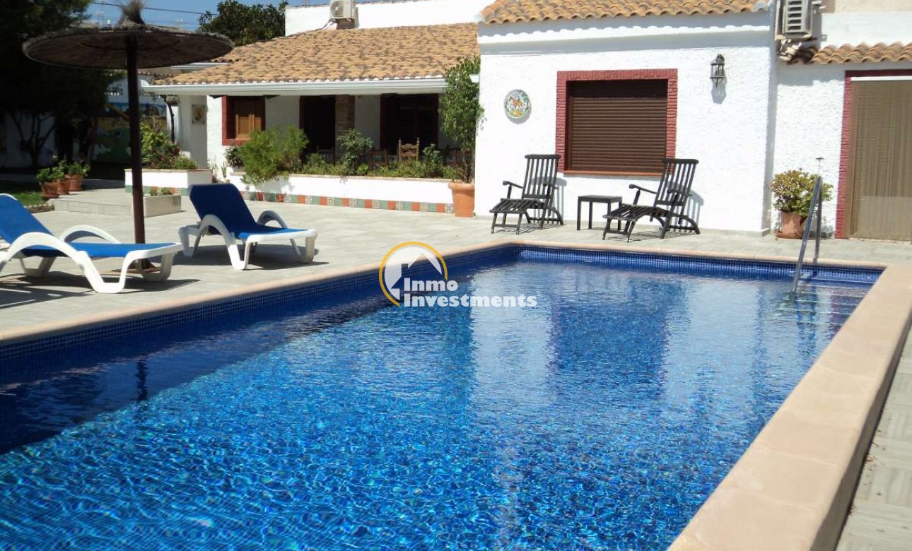 Bestaande bouw - Villa - Lomas de Cabo Roig