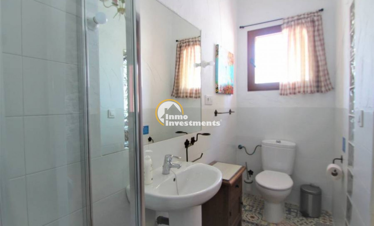 Bestaande bouw - Villa - Lomas de Cabo Roig