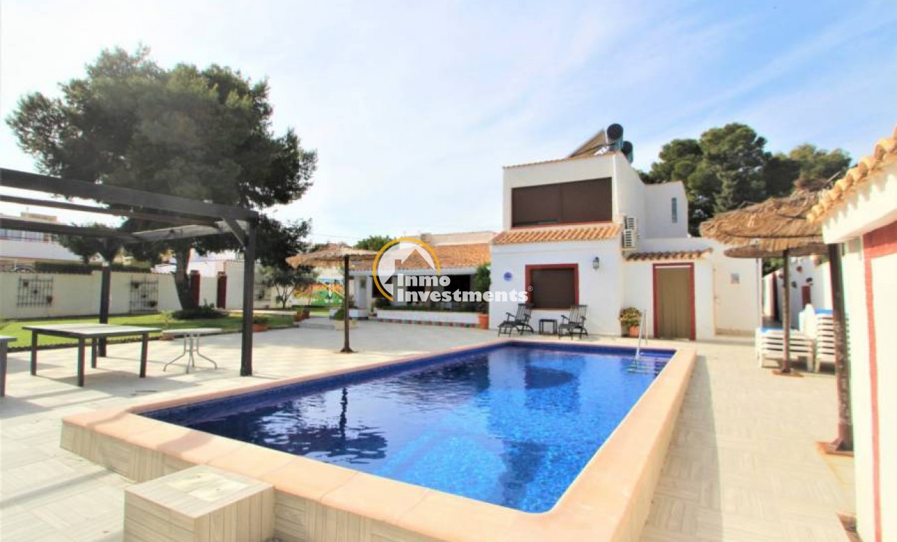 Bestaande bouw - Villa - Lomas de Cabo Roig