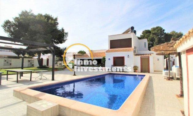 Bestaande bouw - Villa - Lomas de Cabo Roig
