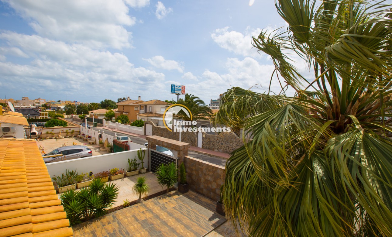 Bestaande bouw - Half vrijstaande villa - Cabo Roig - La Regia