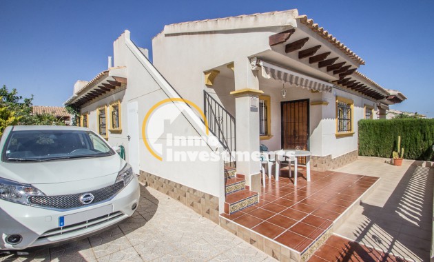 Villa zu verkaufen in Cabo Roig, Costa Blanca, Spanien
