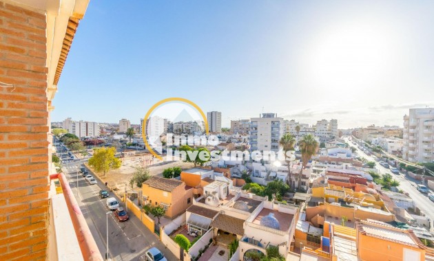 Resale - Apartment - Torrevieja - Calas Blanca