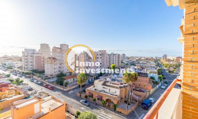 Resale - Apartment - Torrevieja - Calas Blanca