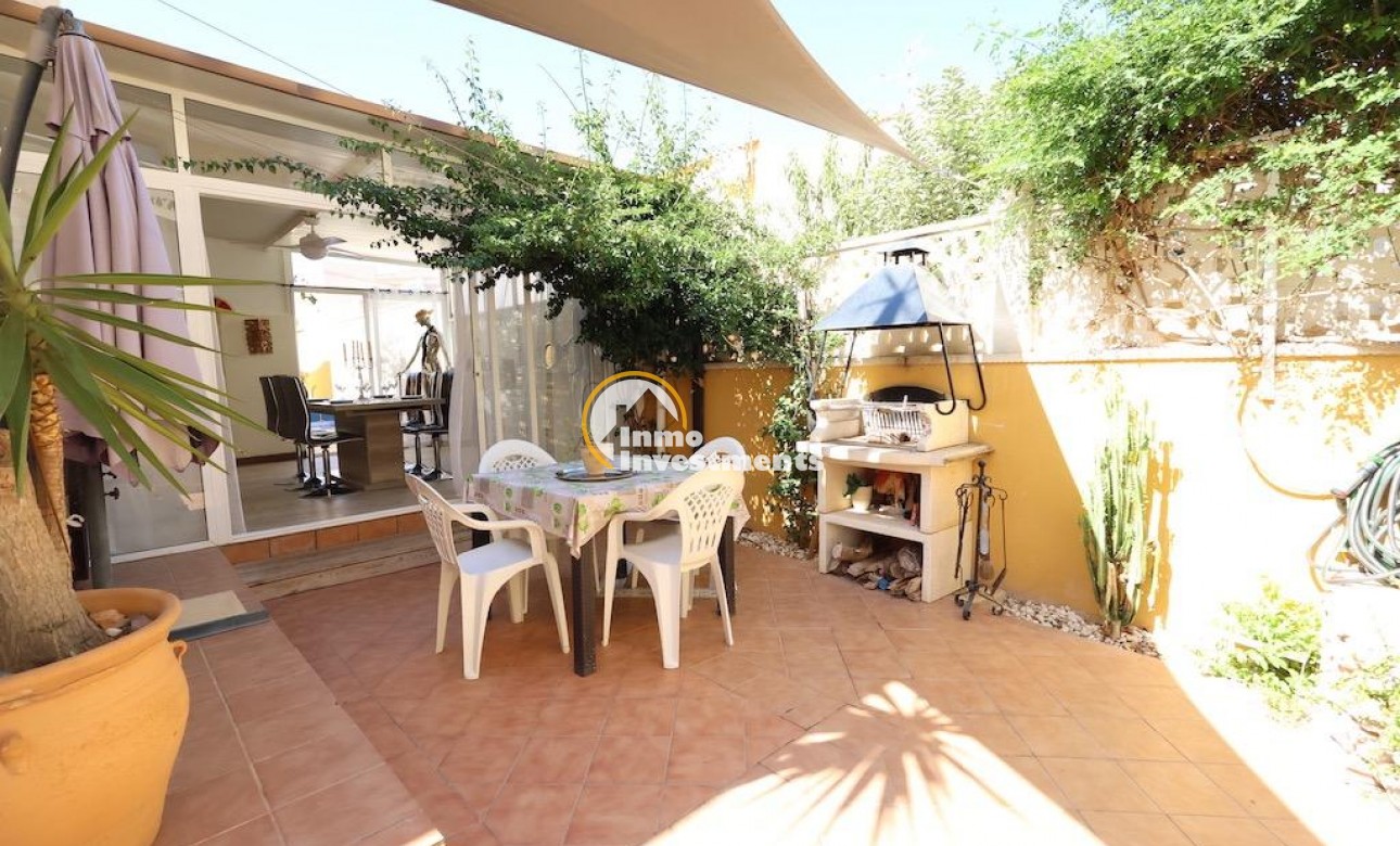 Resale - Villa - Orihuela Costa - Lomas De Cabo Roig