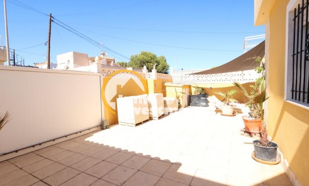 Reventa - Chalet independiente - Orihuela Costa - Lomas De Cabo Roig