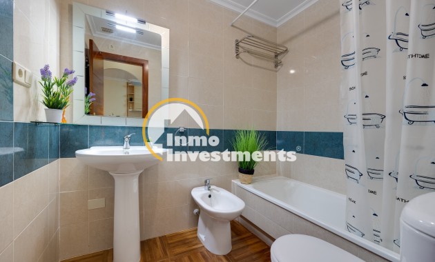 Till salu - Bungalow - Torrevieja - Aguas Nuevas