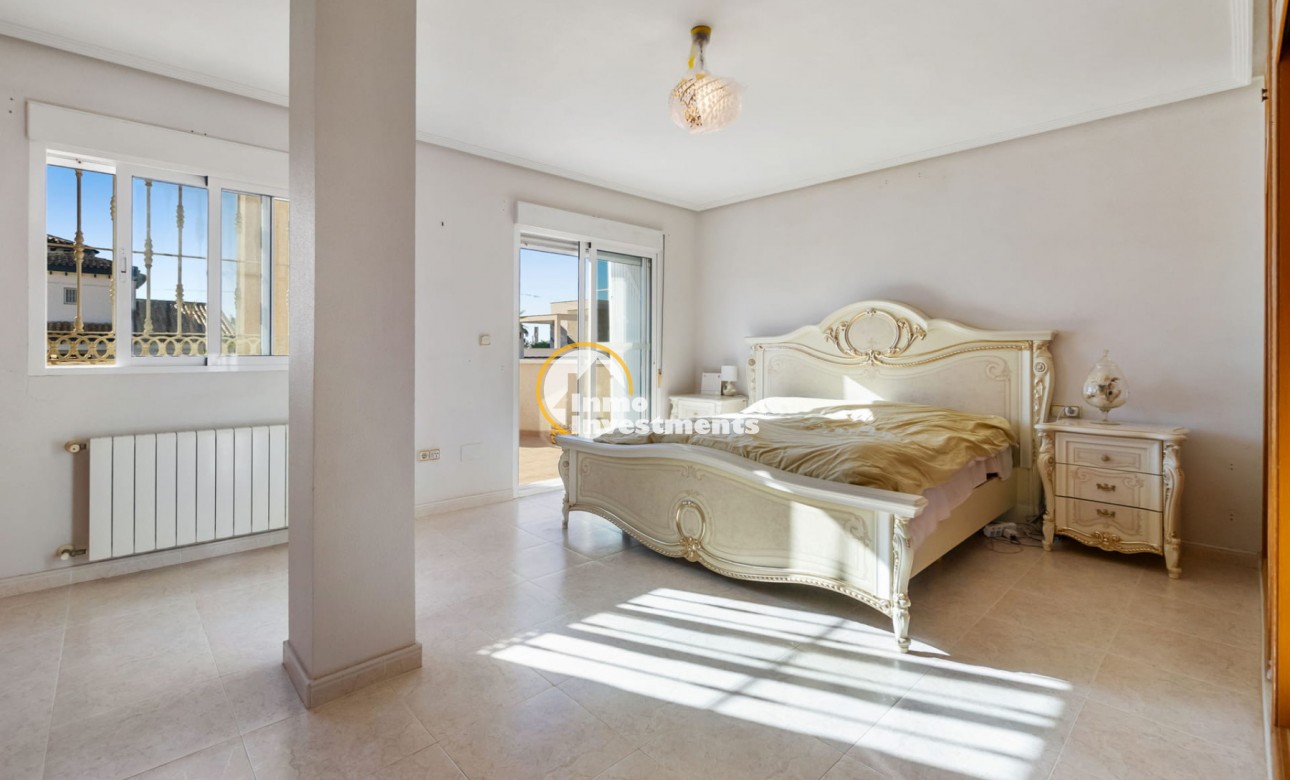 Bestaande bouw - Villa - Villamartin