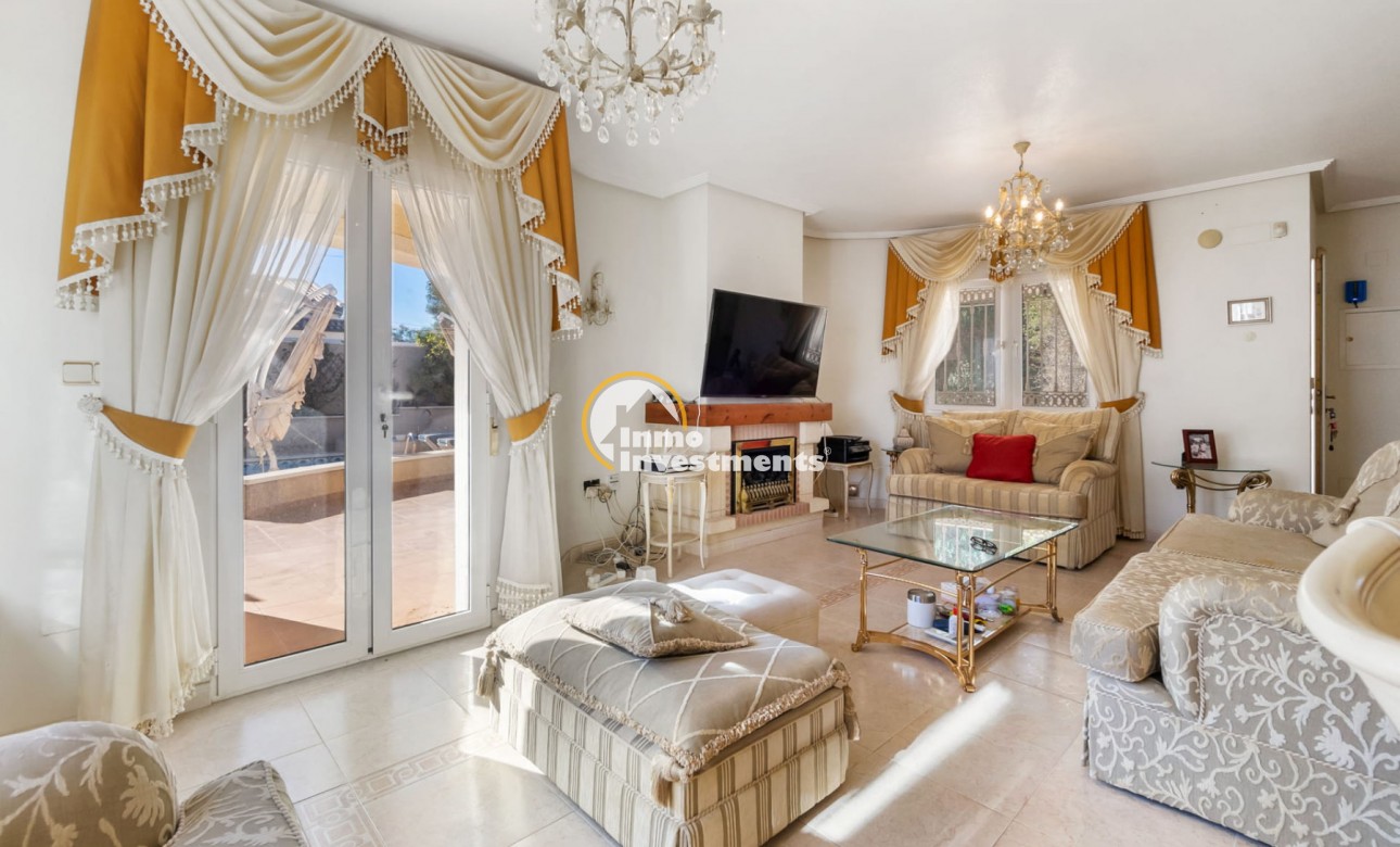 Bestaande bouw - Villa - Villamartin