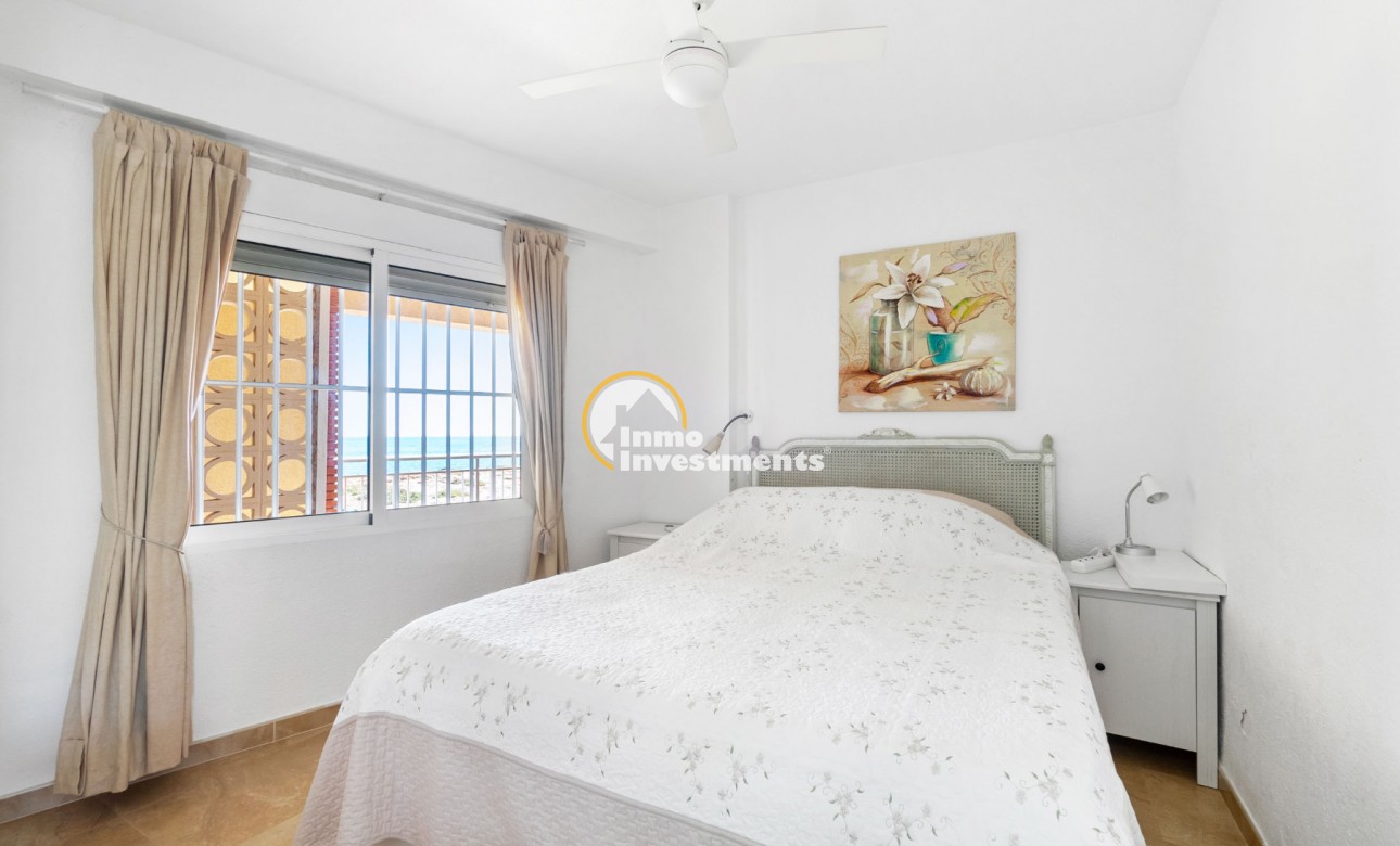 Resale - Apartment - Torrevieja - Beach